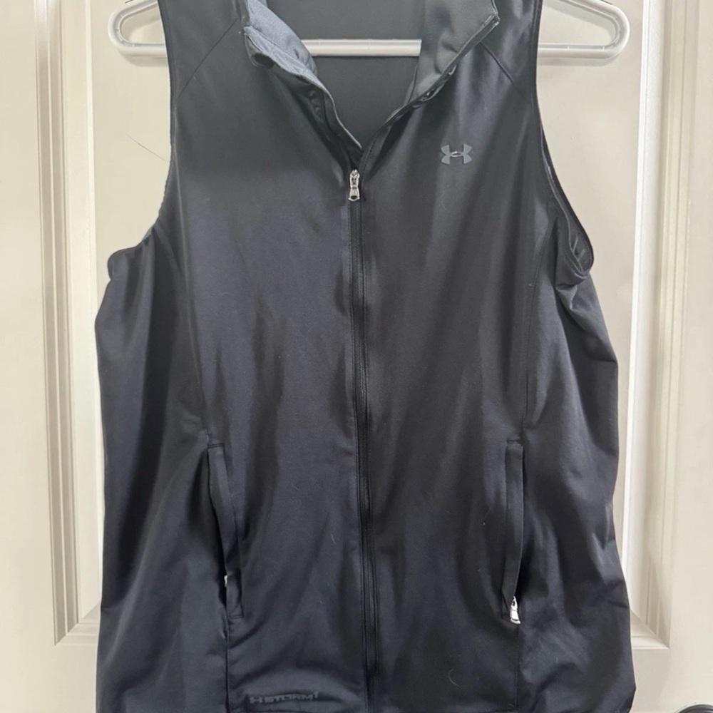 Under Armour Black Zip-Up Vest